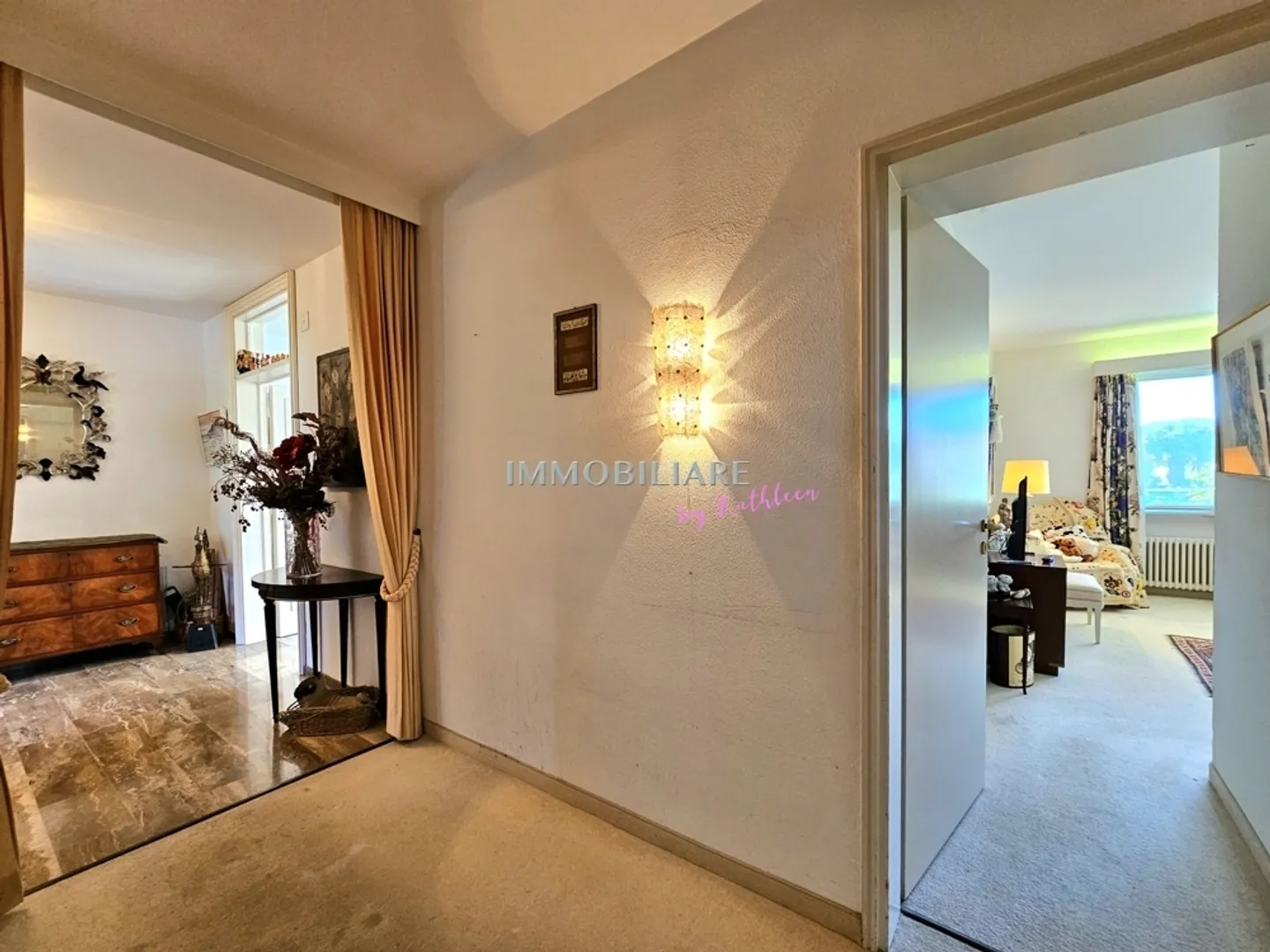 Sunny apartment with a view of the greenery in a quiet, central location near public transport - Photo 12 of 13