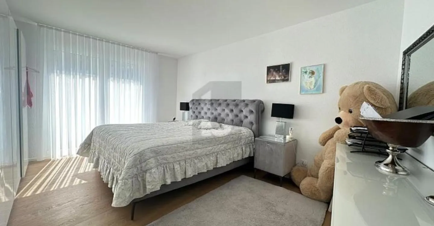 Modernes Mehrfamilienhaus - Foto 4 von 6