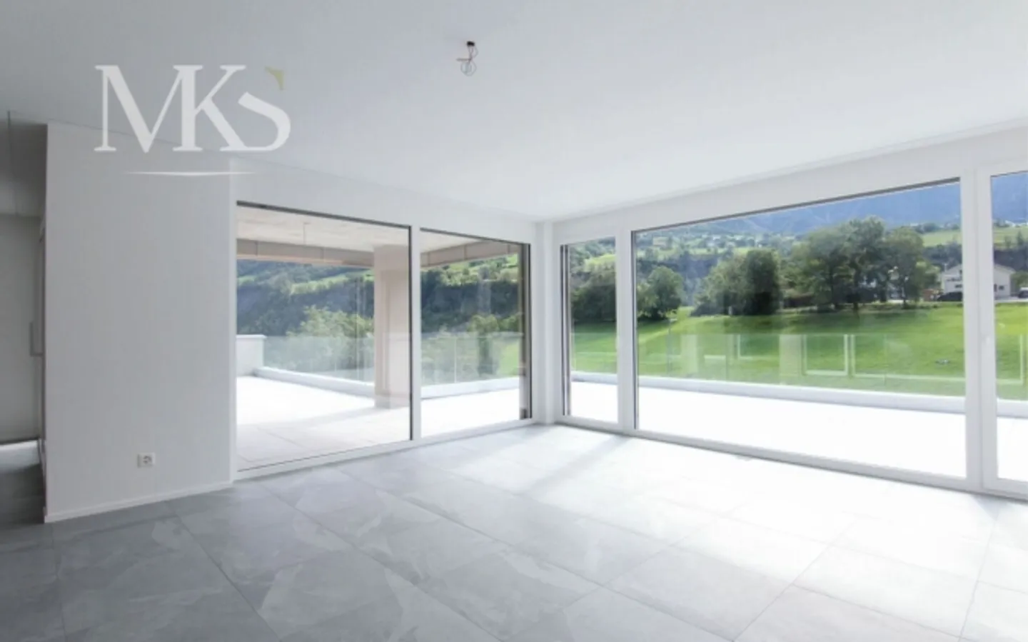 Sun, Peace and Space to Live - 4.5-Room Dream Home on 176 m² - Photo 3 of 16