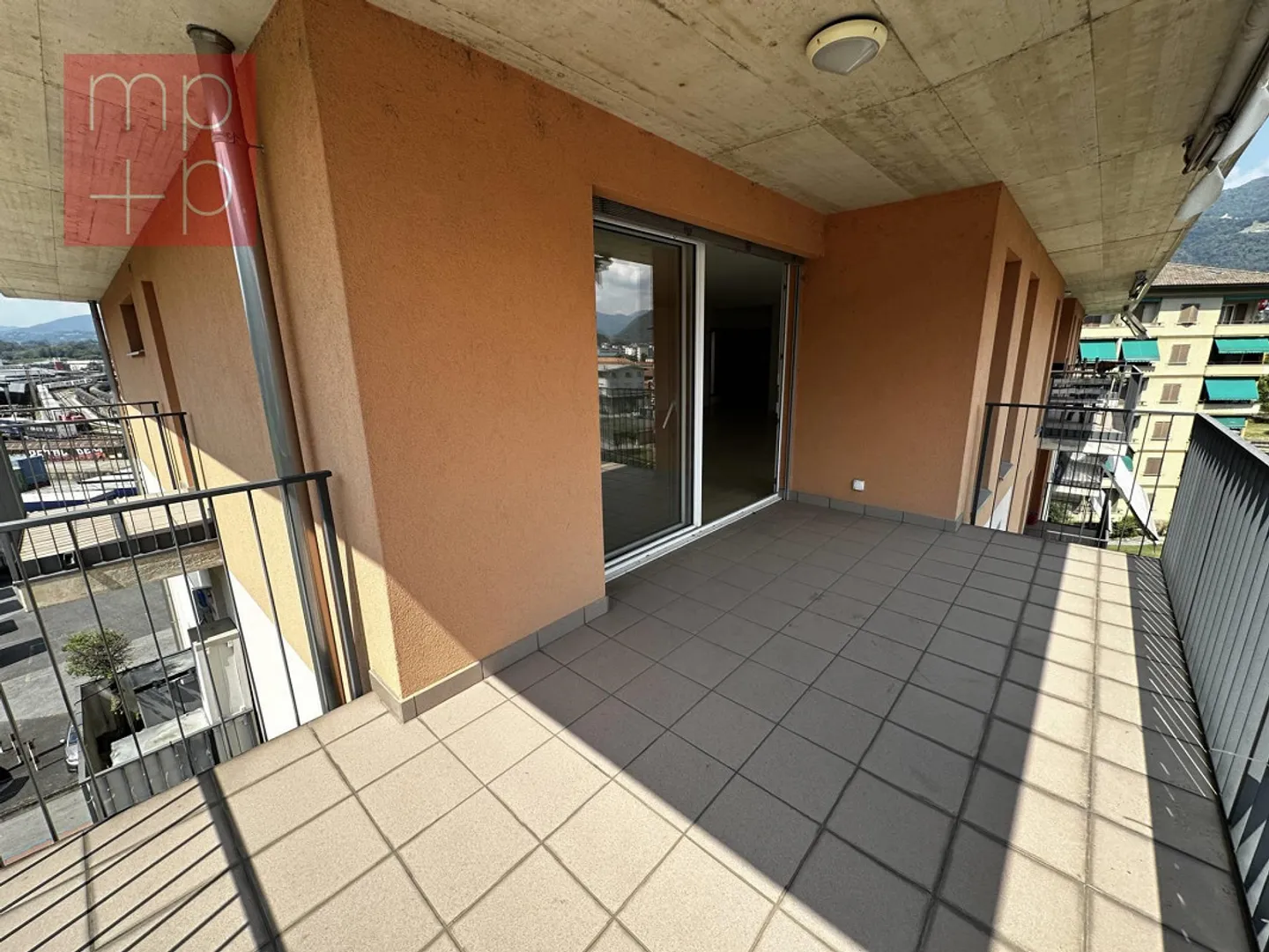 Penthouse - Chiasso - Foto 7 von 8