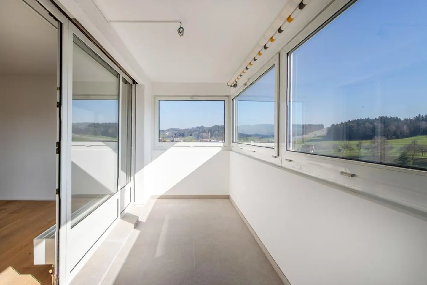 Modernes Wohnen über den Dächern - Foto 3 von 9