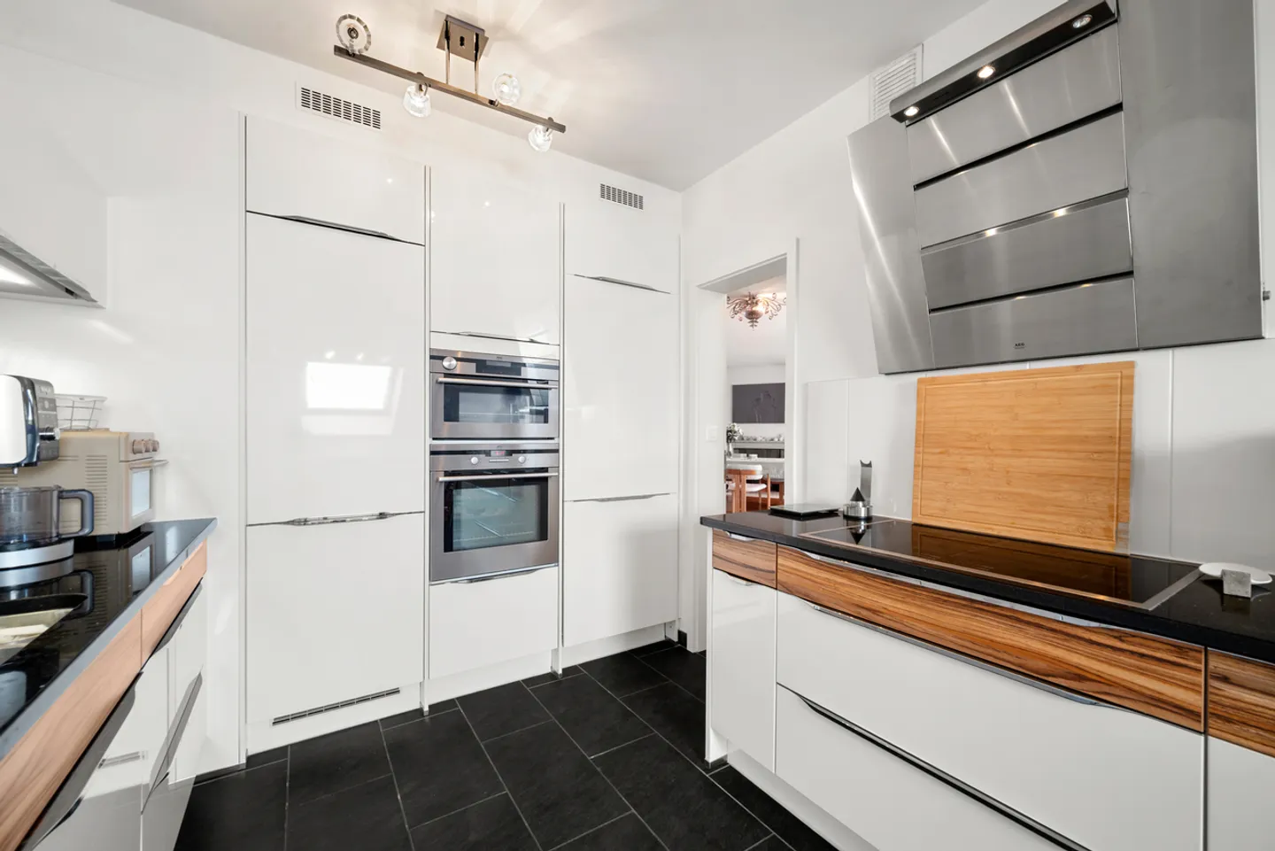 Attique Duplex au Coeur de Genève - Photo 9 sur 24