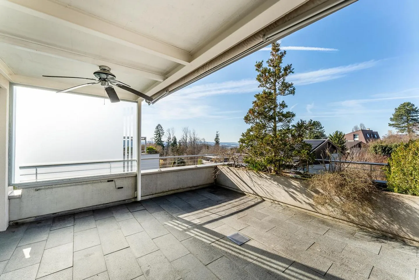 Appartamento attico duplex in una posizione tranquilla - Foto 5 di 12