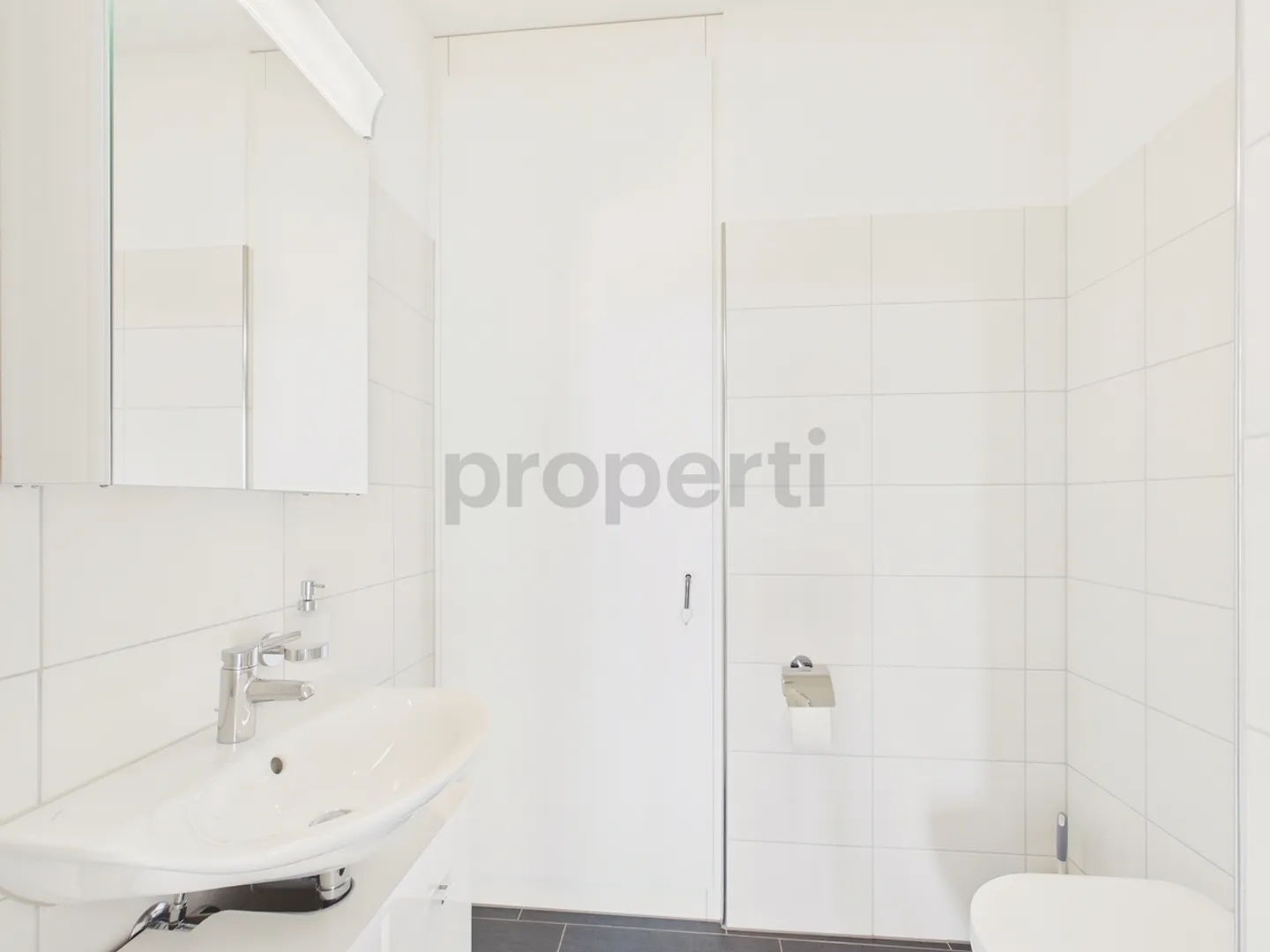 Moderno appartamento attico con terrazze in posizione centrale a Winterthur - Foto 8 di 12