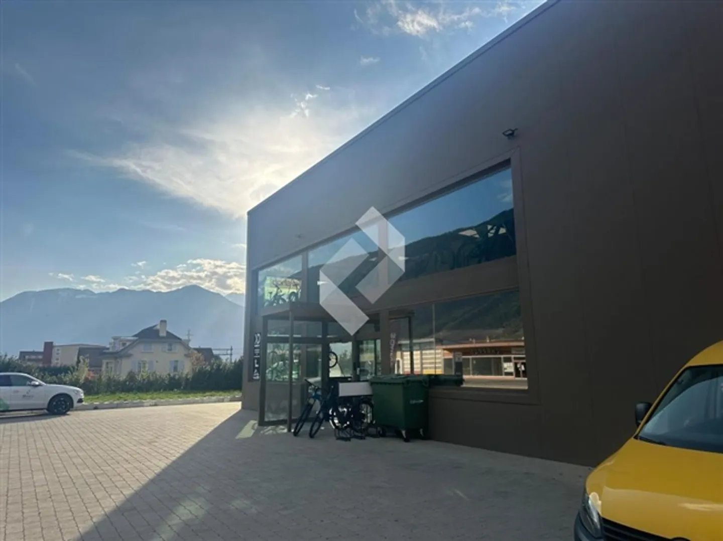 Room on the upper floor in a new hall under construction - Photo 8 of 10