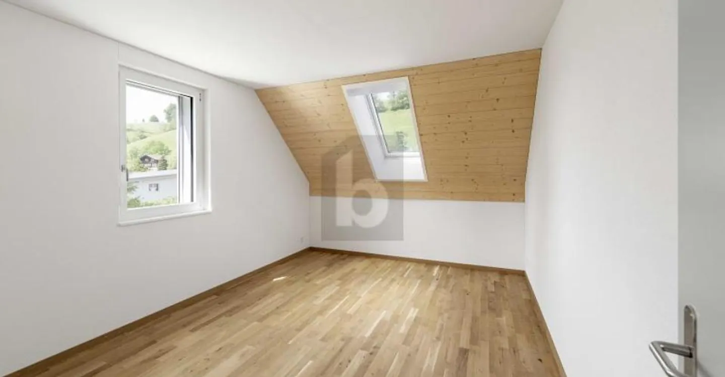 MODERN, SUSTAINABLE NEW BUILD IN THE GREEN - Photo 4 of 6