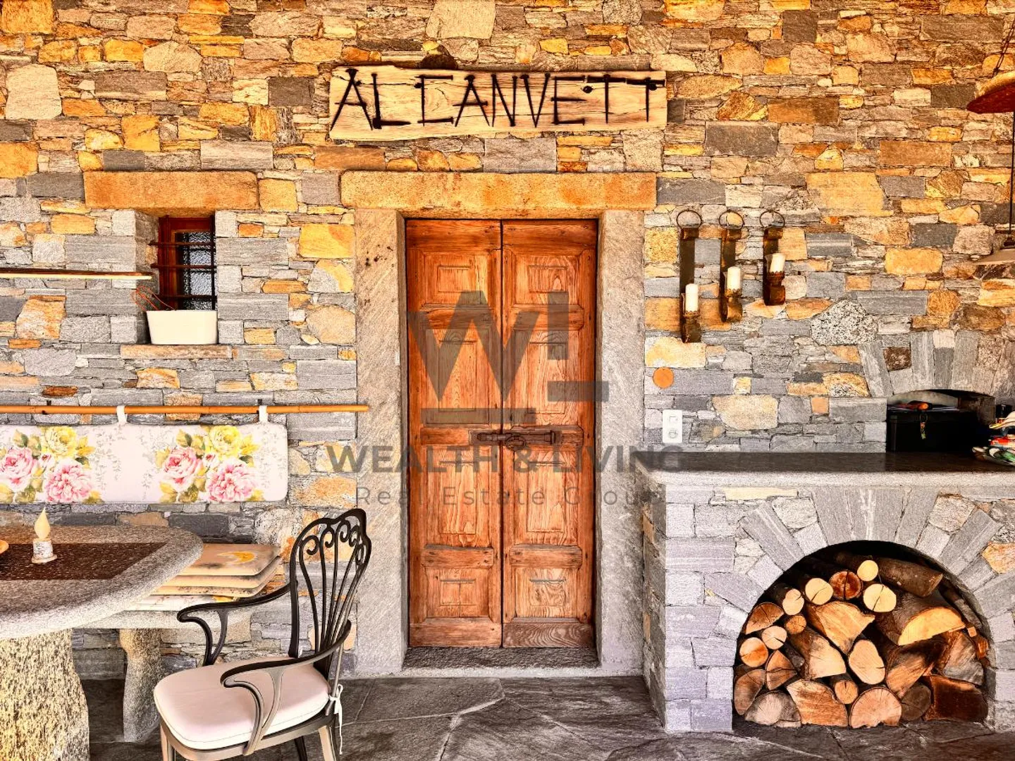 4 Room Single Family House - Photo 1 of 5