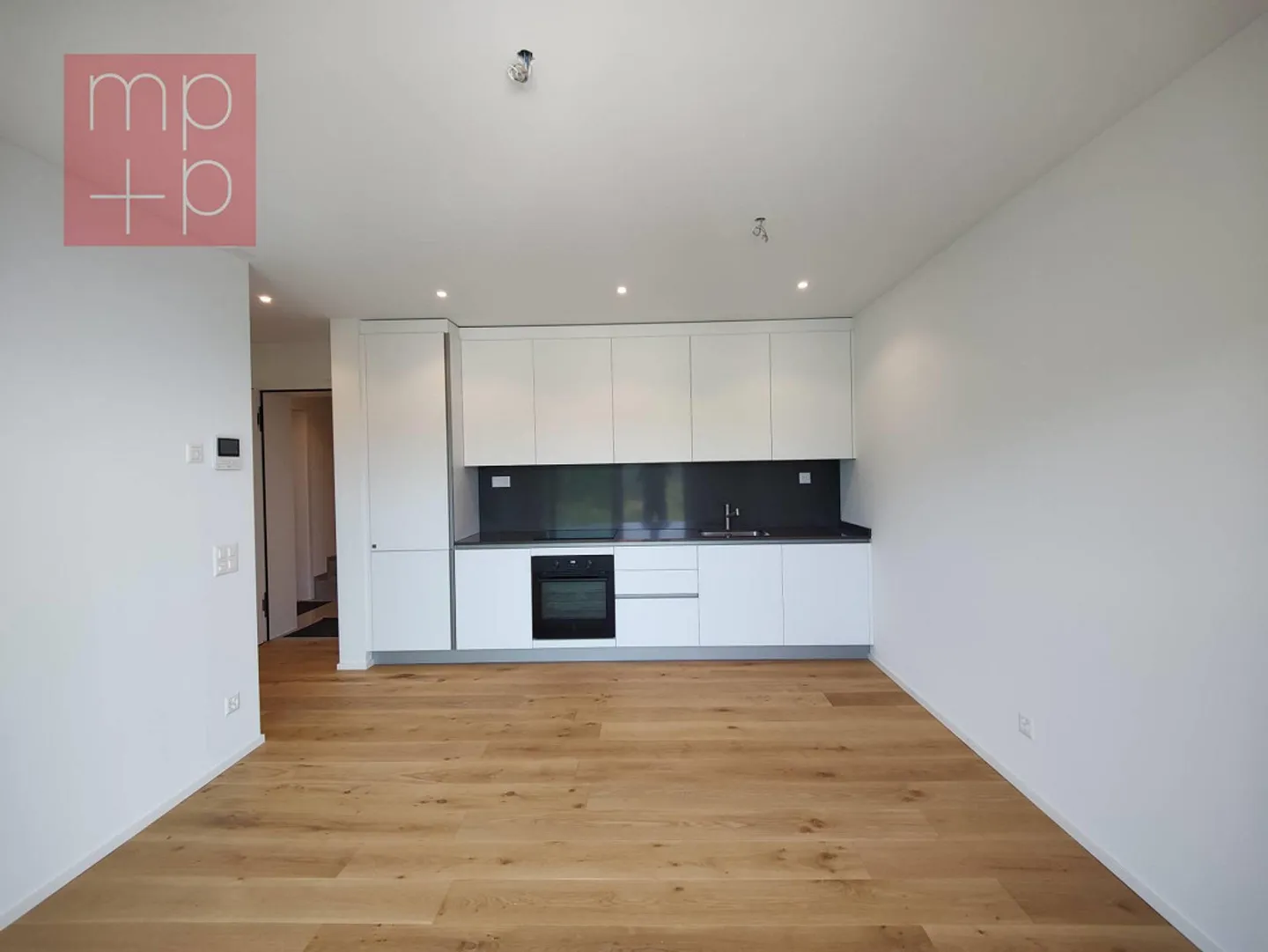 Appartamento moderno con vista lago - Foto 4 di 8