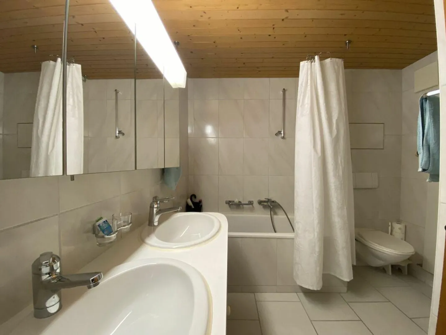 Ampio appartamento di 3 stanze a Riehen - Foto 5 di 9