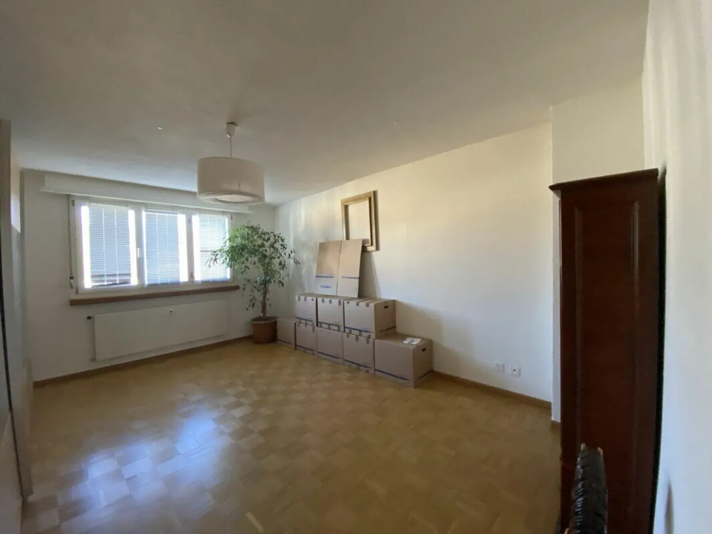Ampio appartamento di 3 stanze a Riehen - Foto 7 di 9