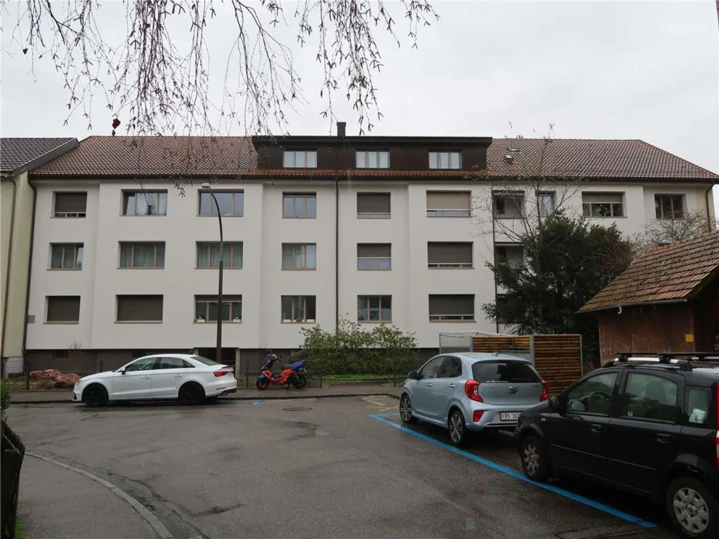 Ampio appartamento di 3 stanze a Riehen - Foto 1 di 9