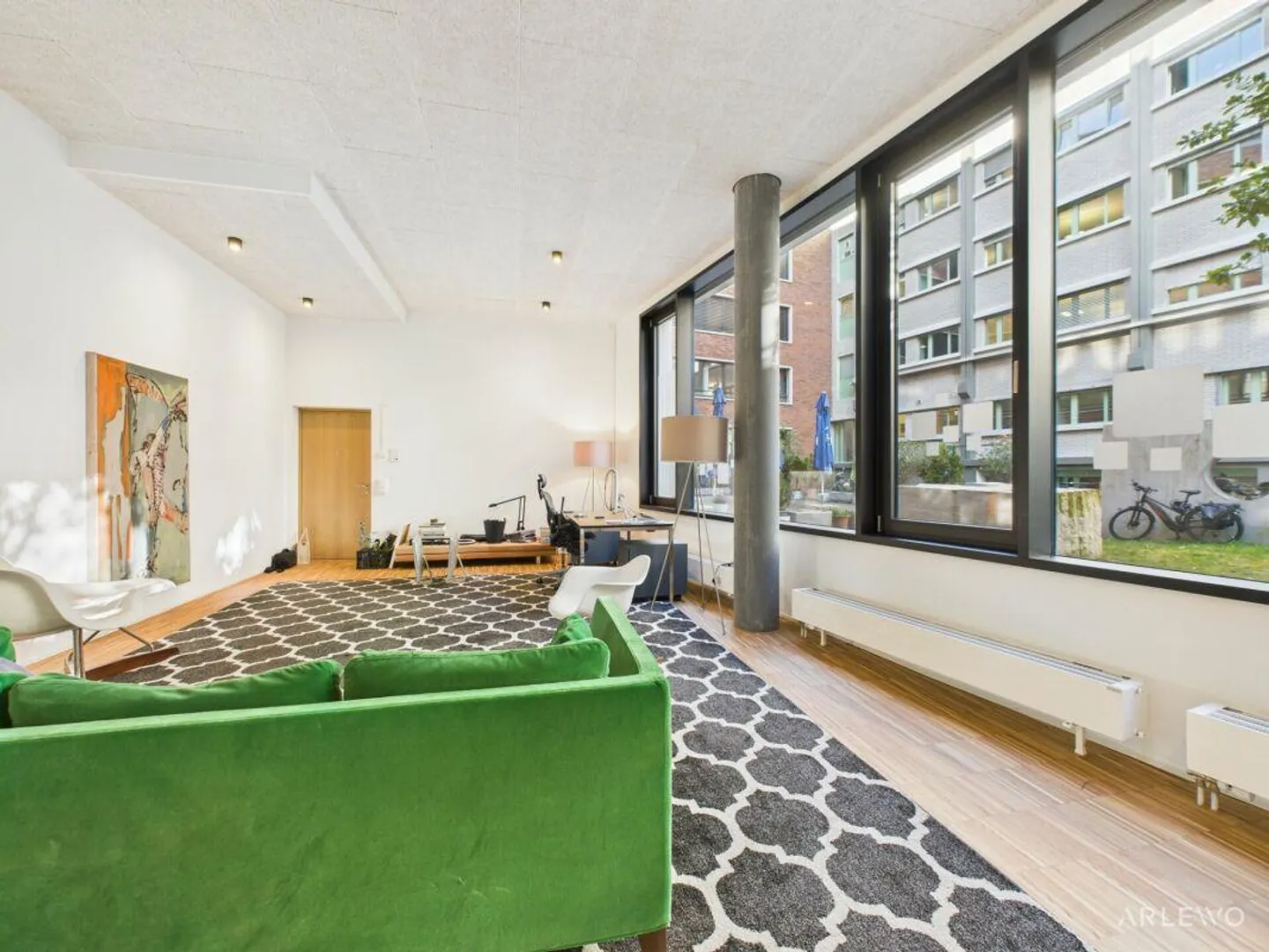 Office space for rent - Photo 3 of 9