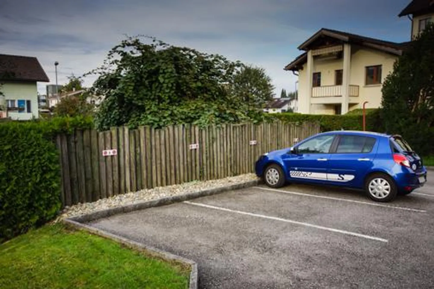 Appartamento mansardato spazioso di 2,5 stanze in centro con grande balcone esposto a sud - Foto 15 di 17