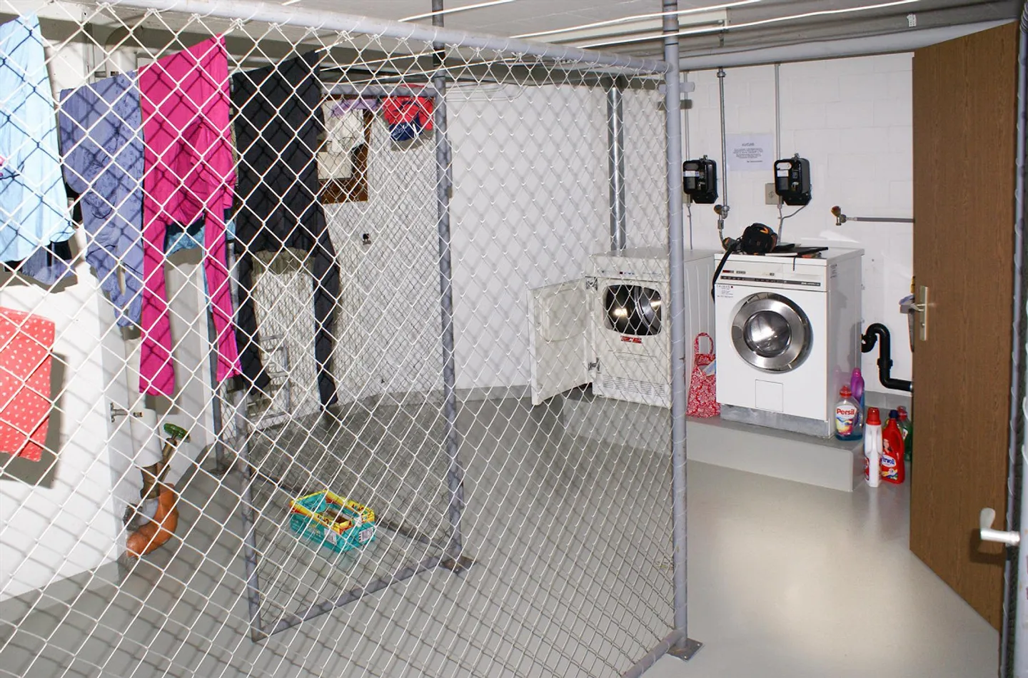 Appartamento mansardato spazioso di 2,5 stanze in centro con grande balcone esposto a sud - Foto 17 di 17