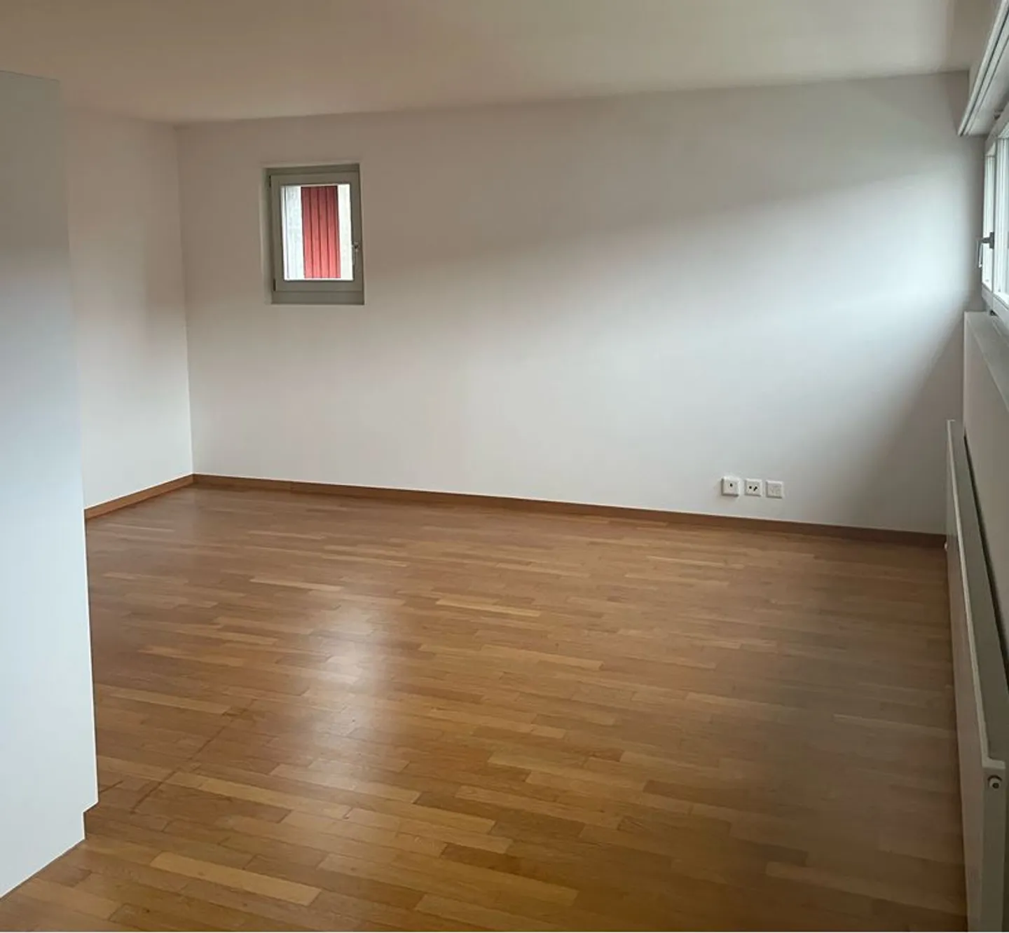 Perfect for Singles! - Photo 2 of 5