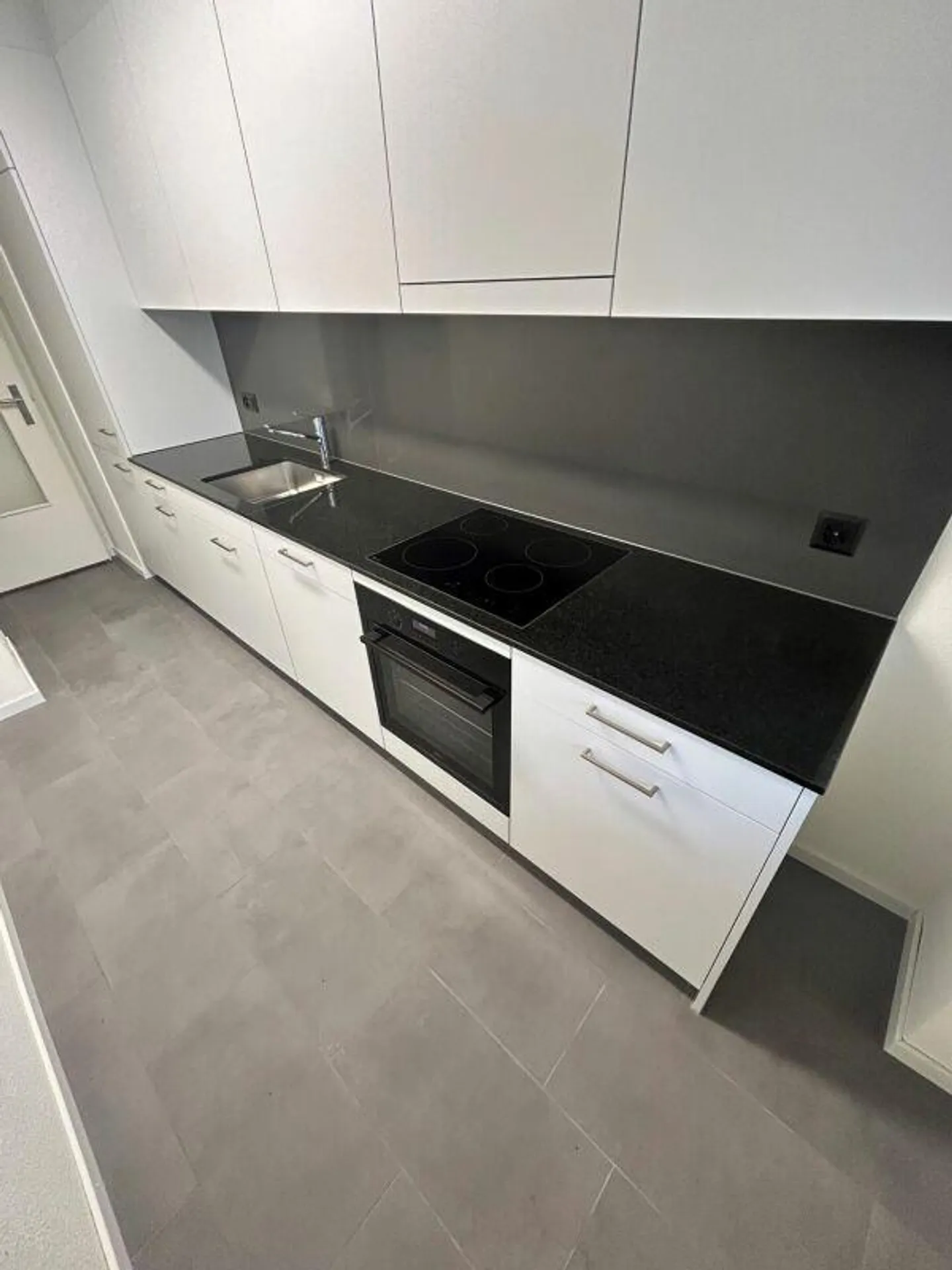 Renovated 4-Room Apartment - Photo 3 of 13