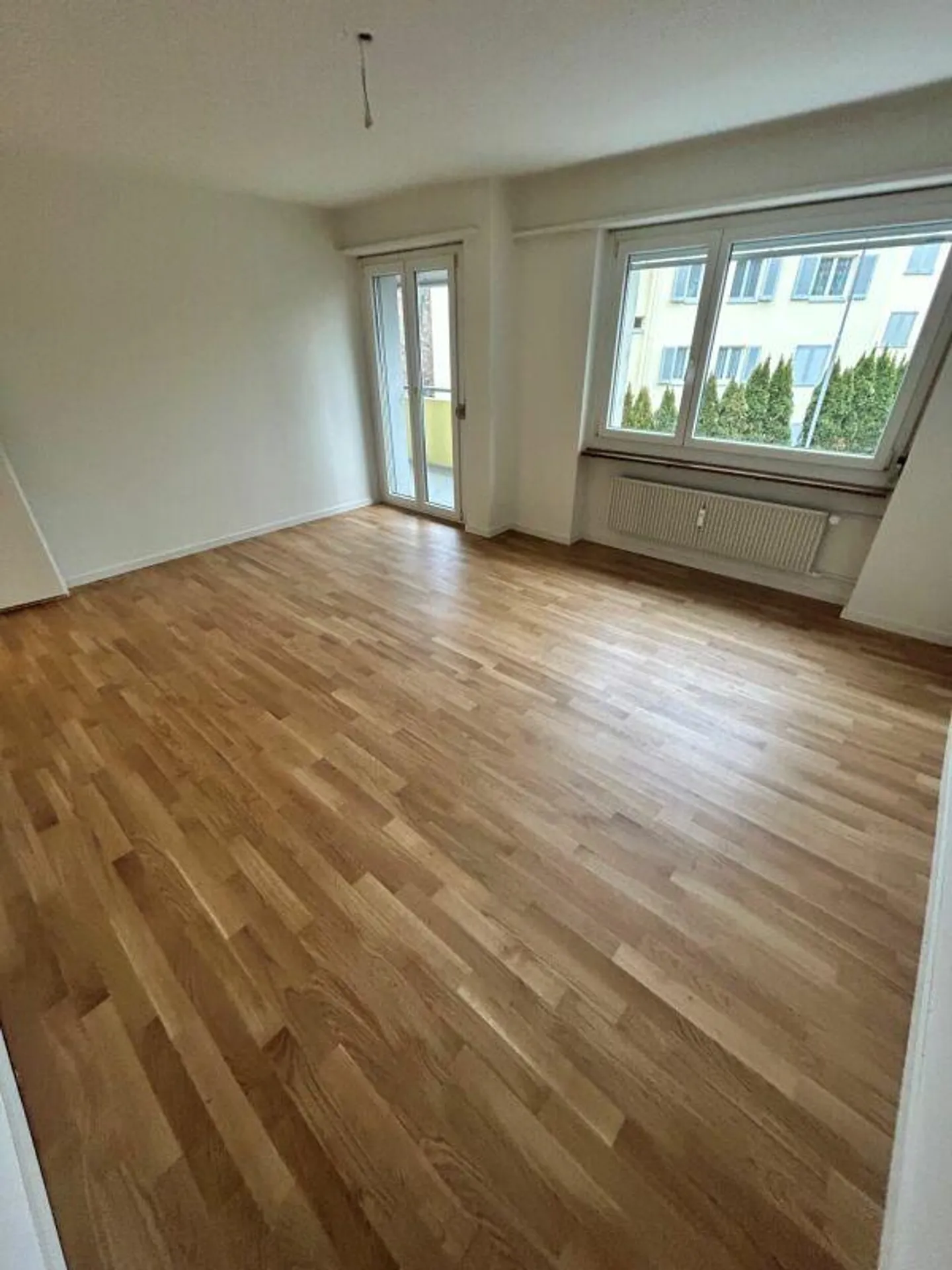 Renovated 4-Room Apartment - Photo 7 of 13