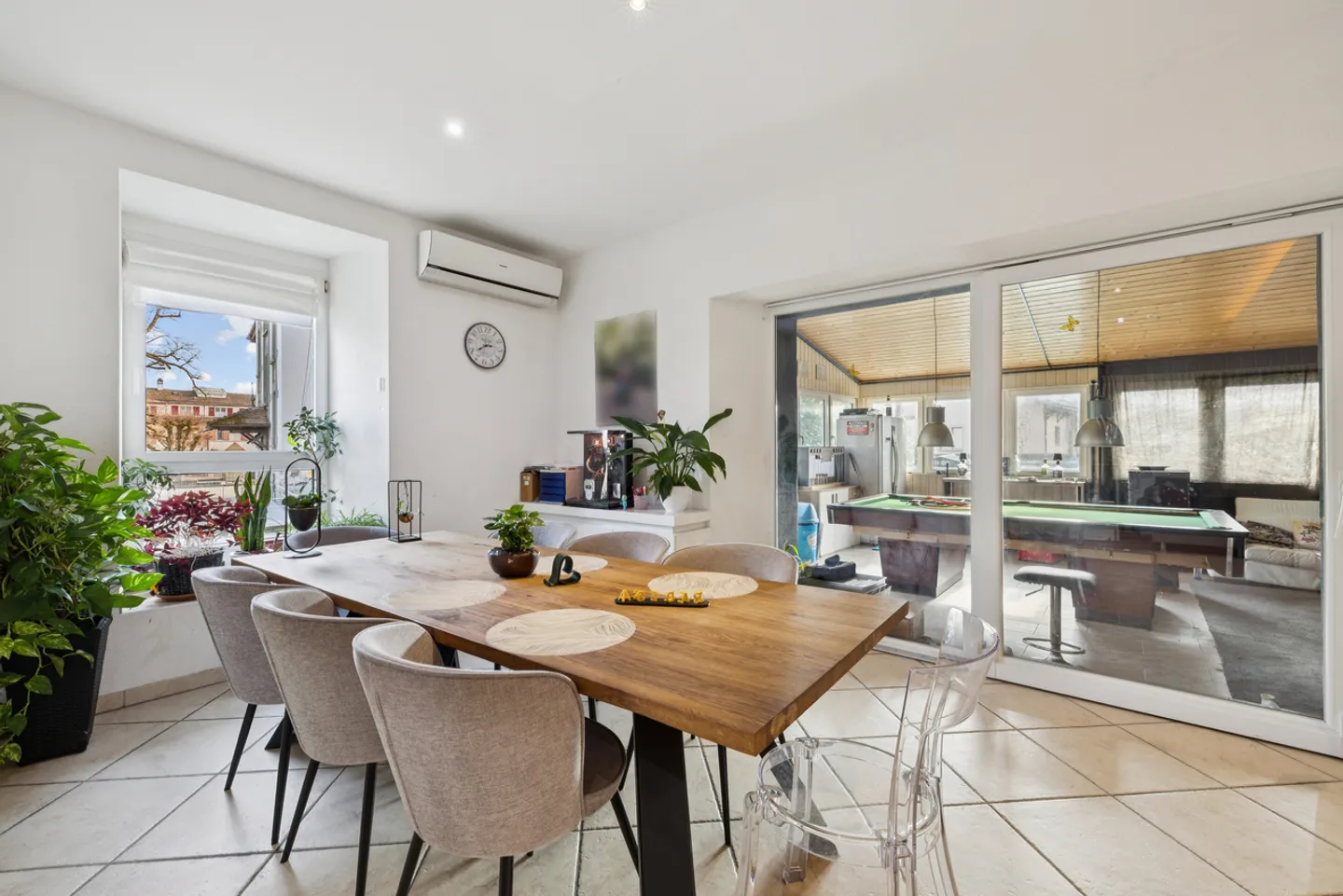 Bâtiment avec 3 appartements - Rendement net de 4,5% - Photo 3 sur 24