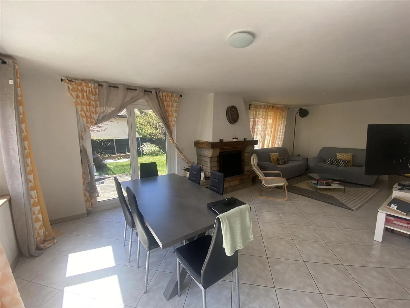 Single house for sale - Photo 2 of 13