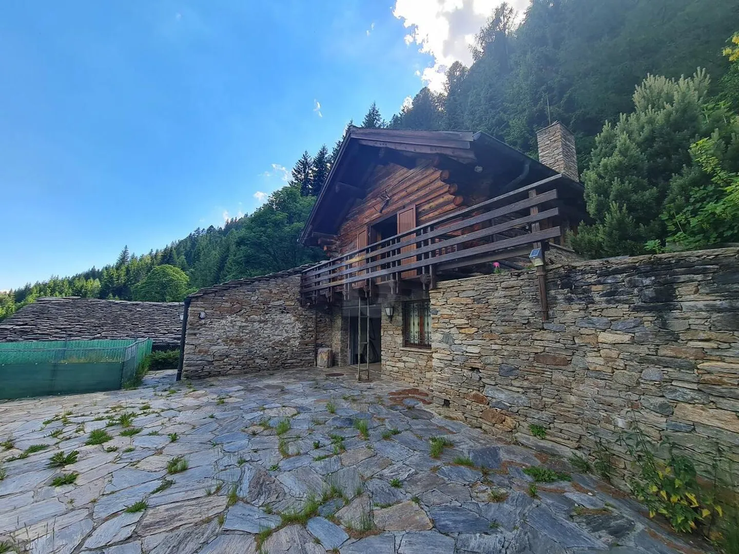 Chalet in vendita - Foto 1 di 5