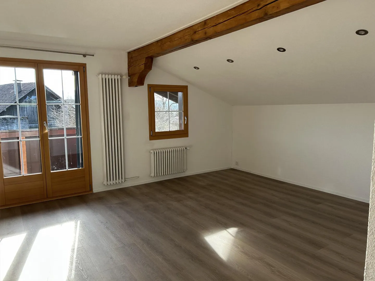 Appartamento mansardato di 4 stanze - Foto 3 di 8