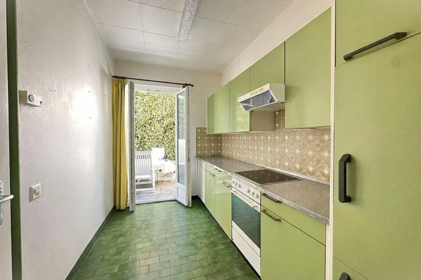 Einfamilienhaus mit Ausbaumöglichkeiten in Losone - Foto 5 von 10