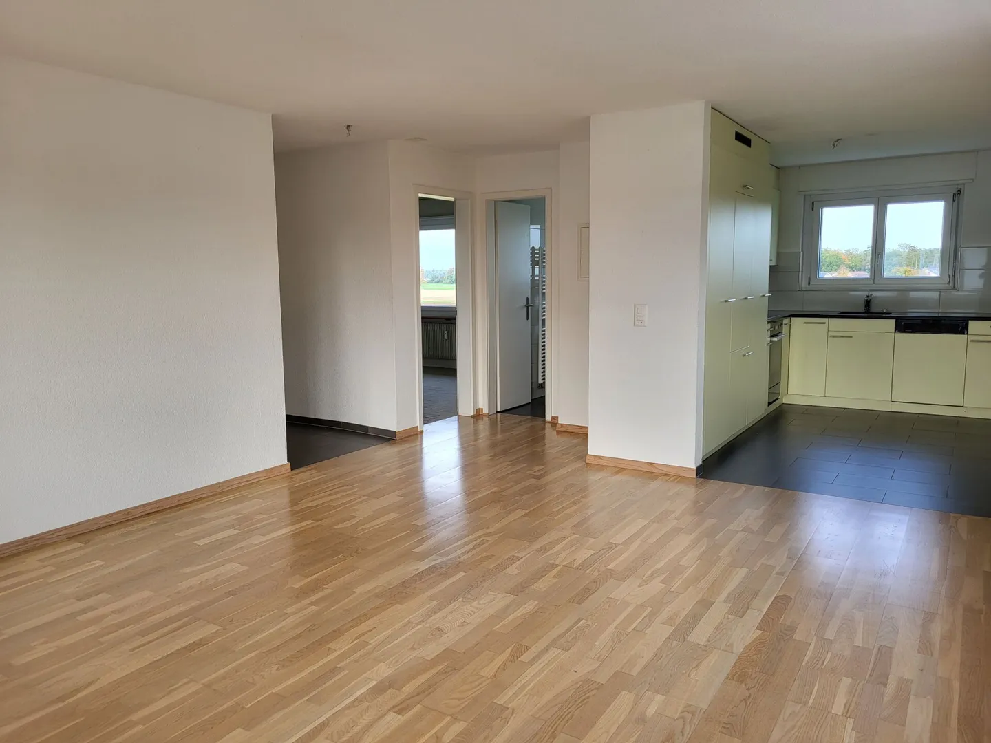 Appartamento 4.5 stanze nel bel Aarberg - Foto 2 di 9