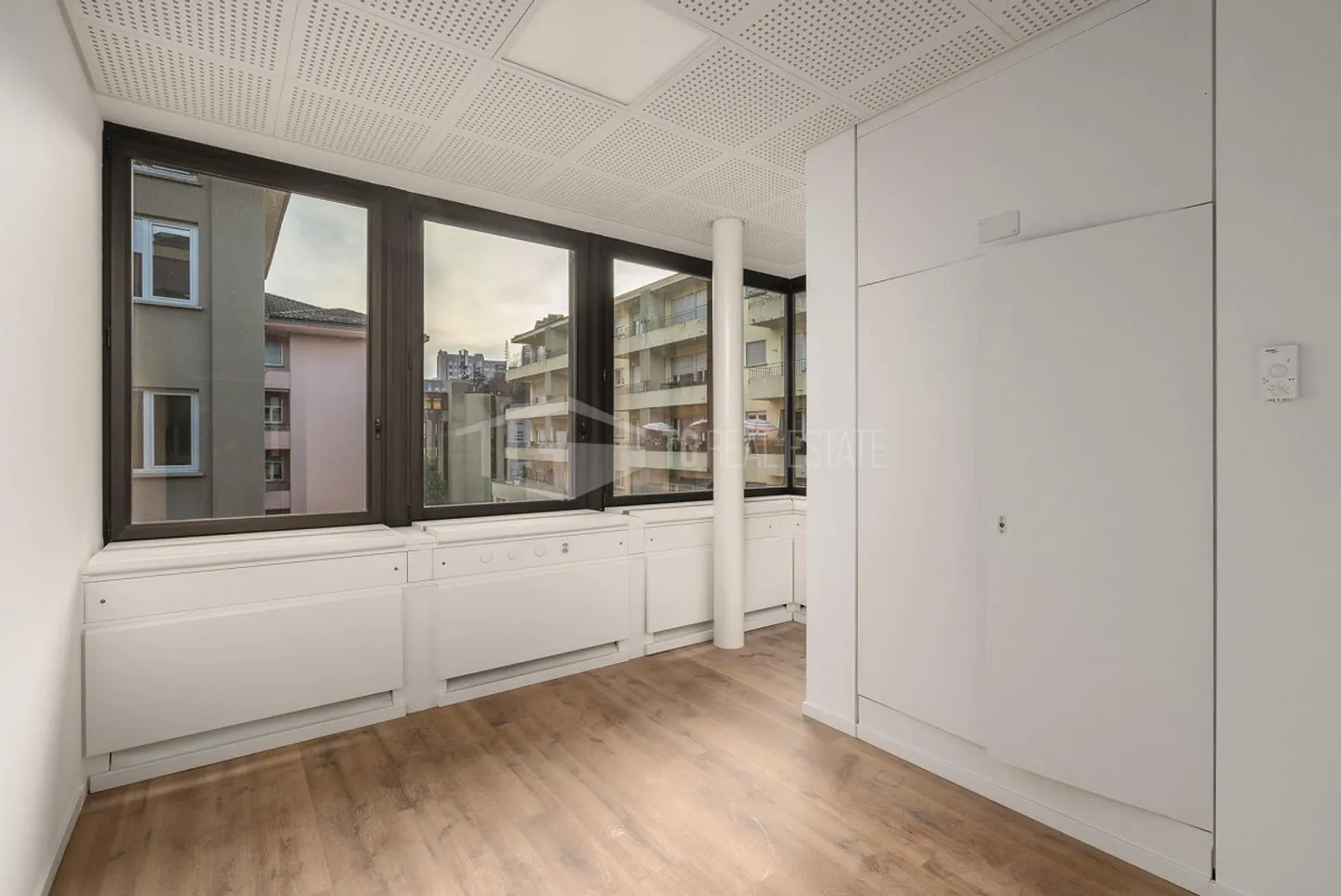 Modernes Büro in Lugano - Foto 9 von 13