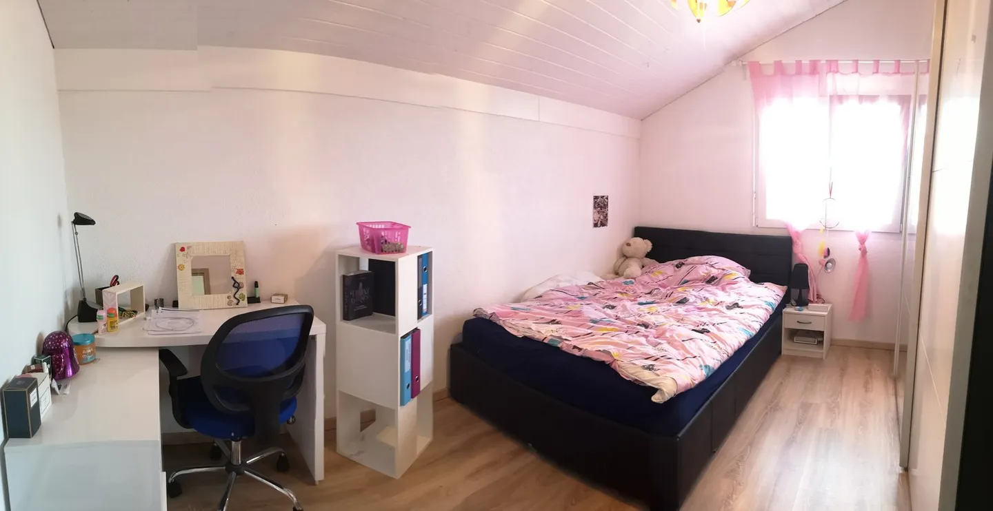 Grande maison bien entretenue de 2016, 6,5 pièces, double garage, terrasse, vue - Photo 22 sur 31