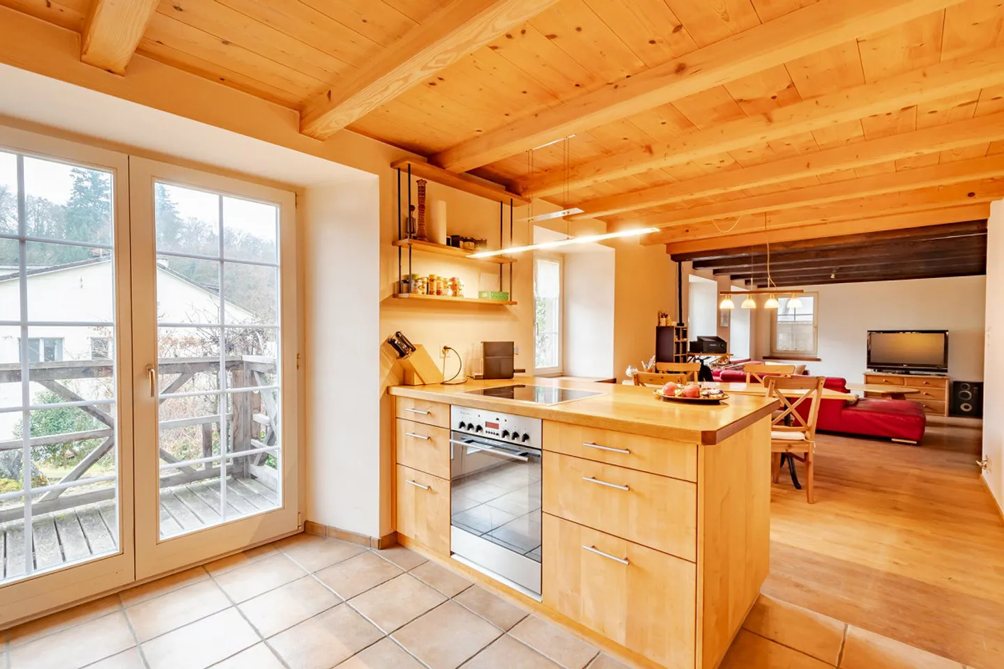 Kompaktes Bauernhaus mit Stall und Schopf - Foto 6 von 23