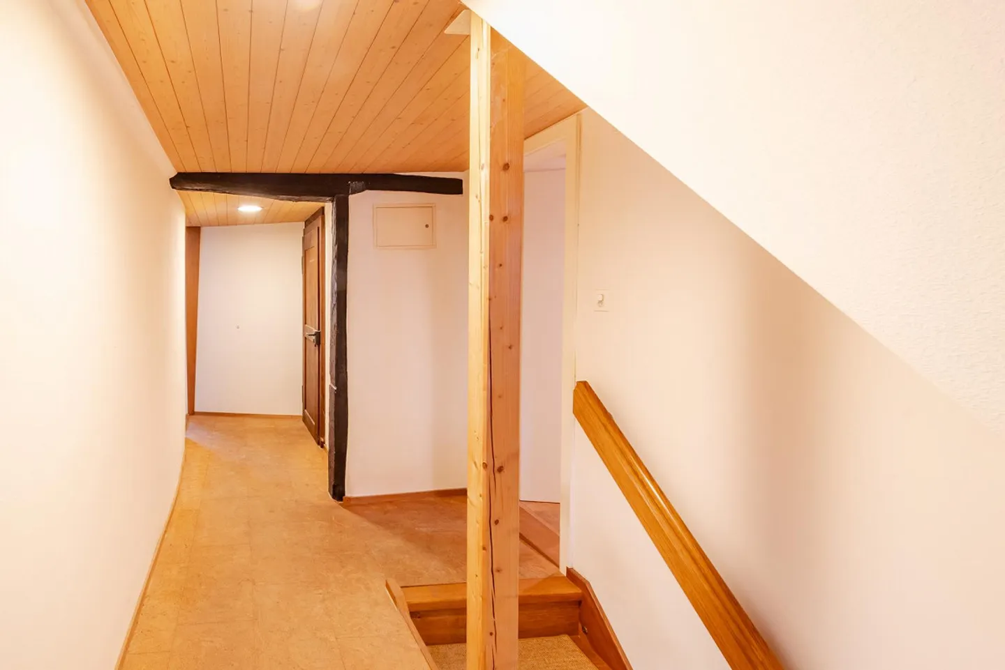 Kompaktes Bauernhaus mit Stall und Schopf - Foto 10 von 23