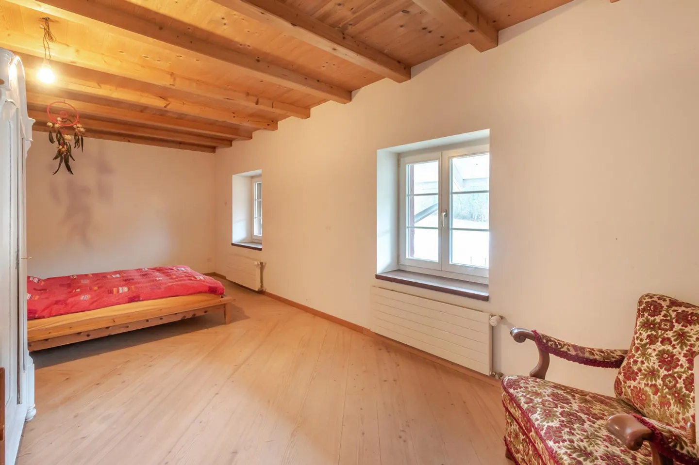 Kompaktes Bauernhaus mit Stall und Schopf - Foto 11 von 23