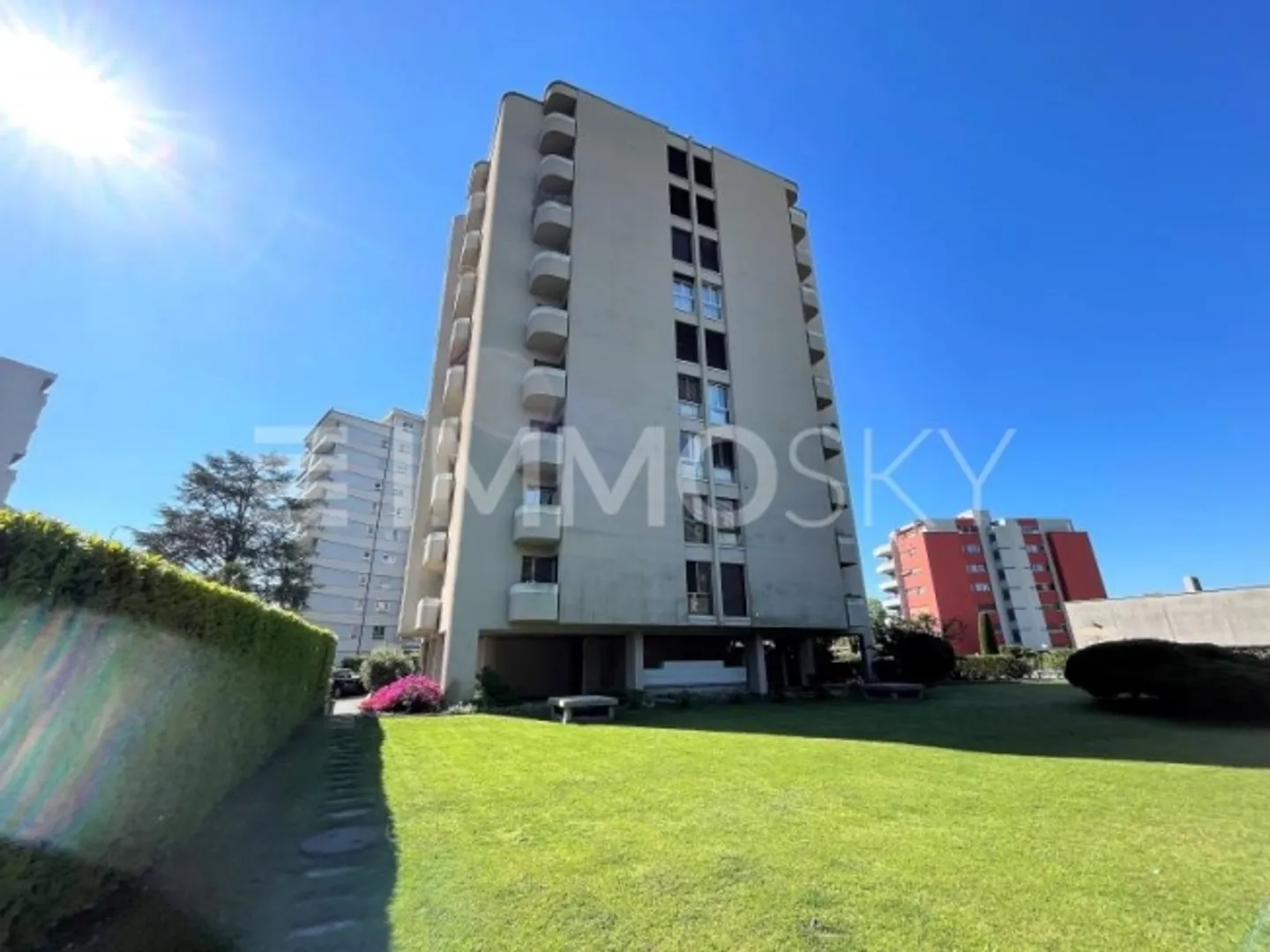 Solution unique dans une zone bien développée - Photo 6 sur 6