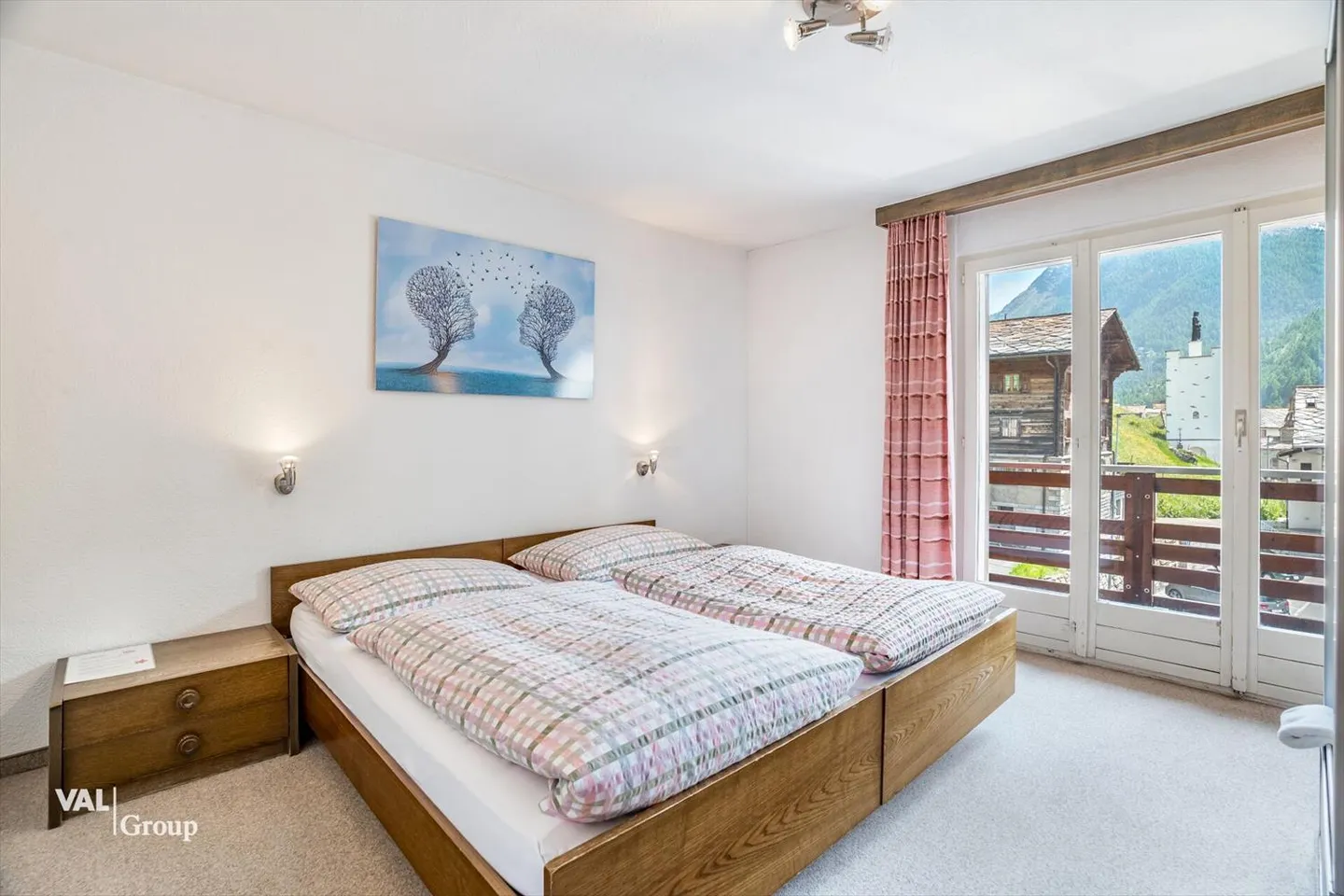 Opportunité d'investissement au cœur de la vallée de Saas - Hôtel ou résidences secondaires approuvées à Saas-Grund - Photo 10 sur 13