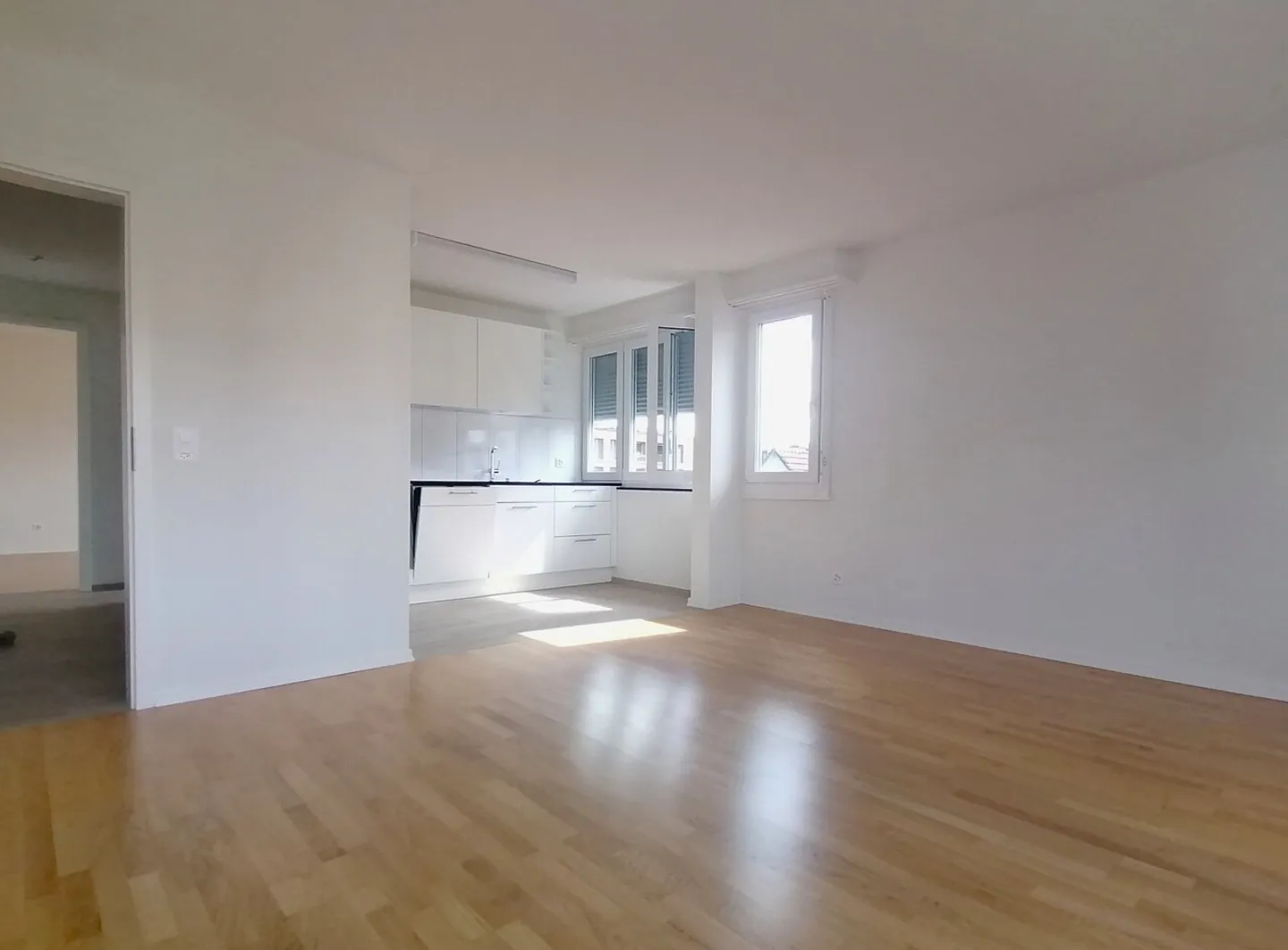 Vie Urbaine à Altstetten - Photo 4 sur 15