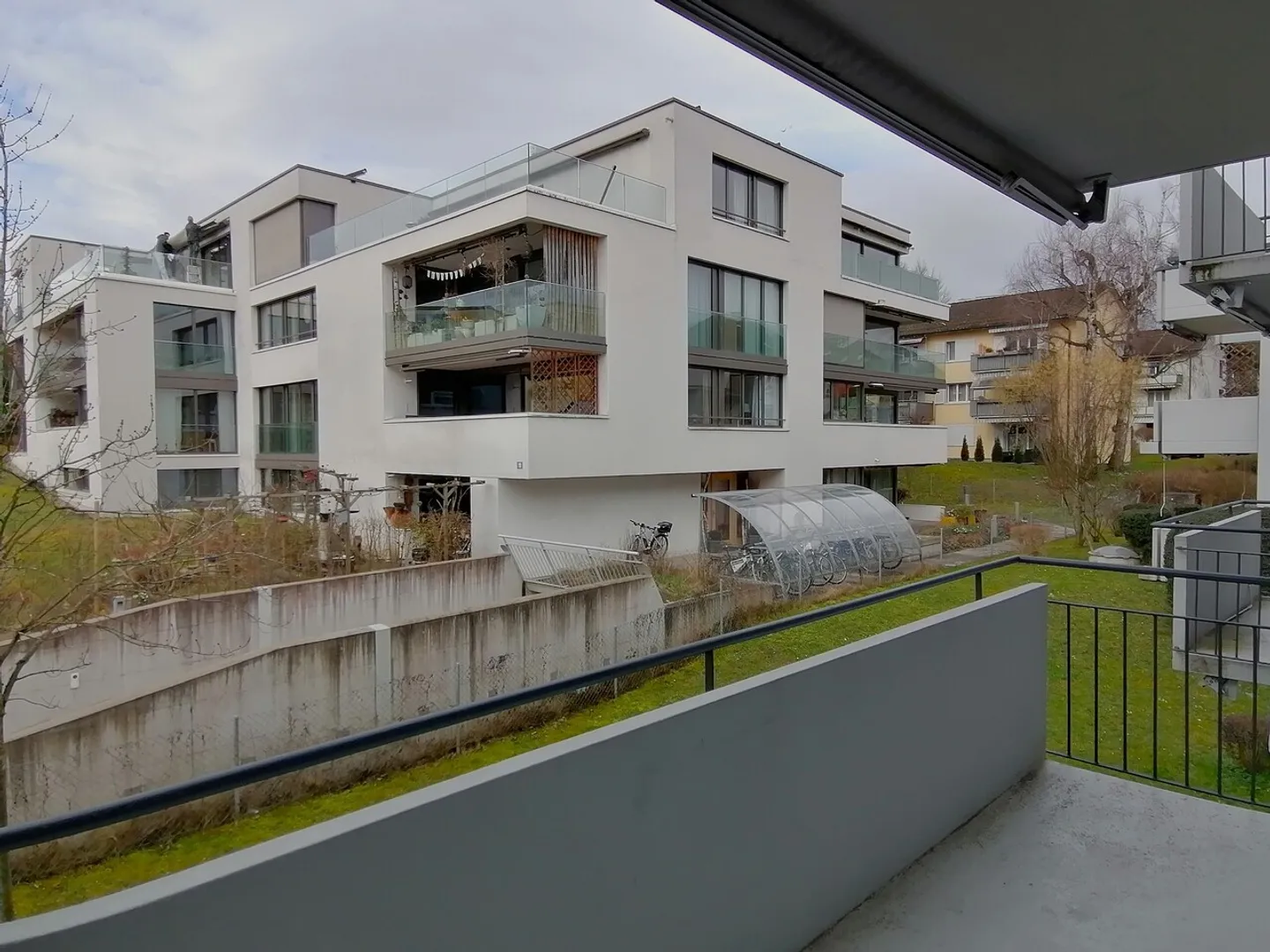 Vie Urbaine à Altstetten - Photo 7 sur 15
