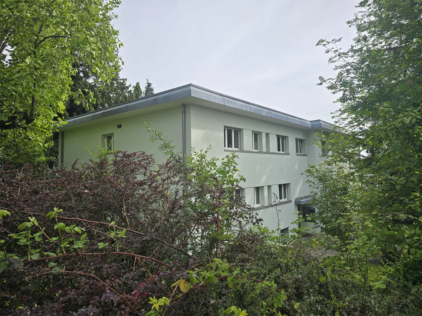Zumikon - Dorfstrasse 28: Comfortable 3.5 and 4.5 room apartments - Photo 2 of 9