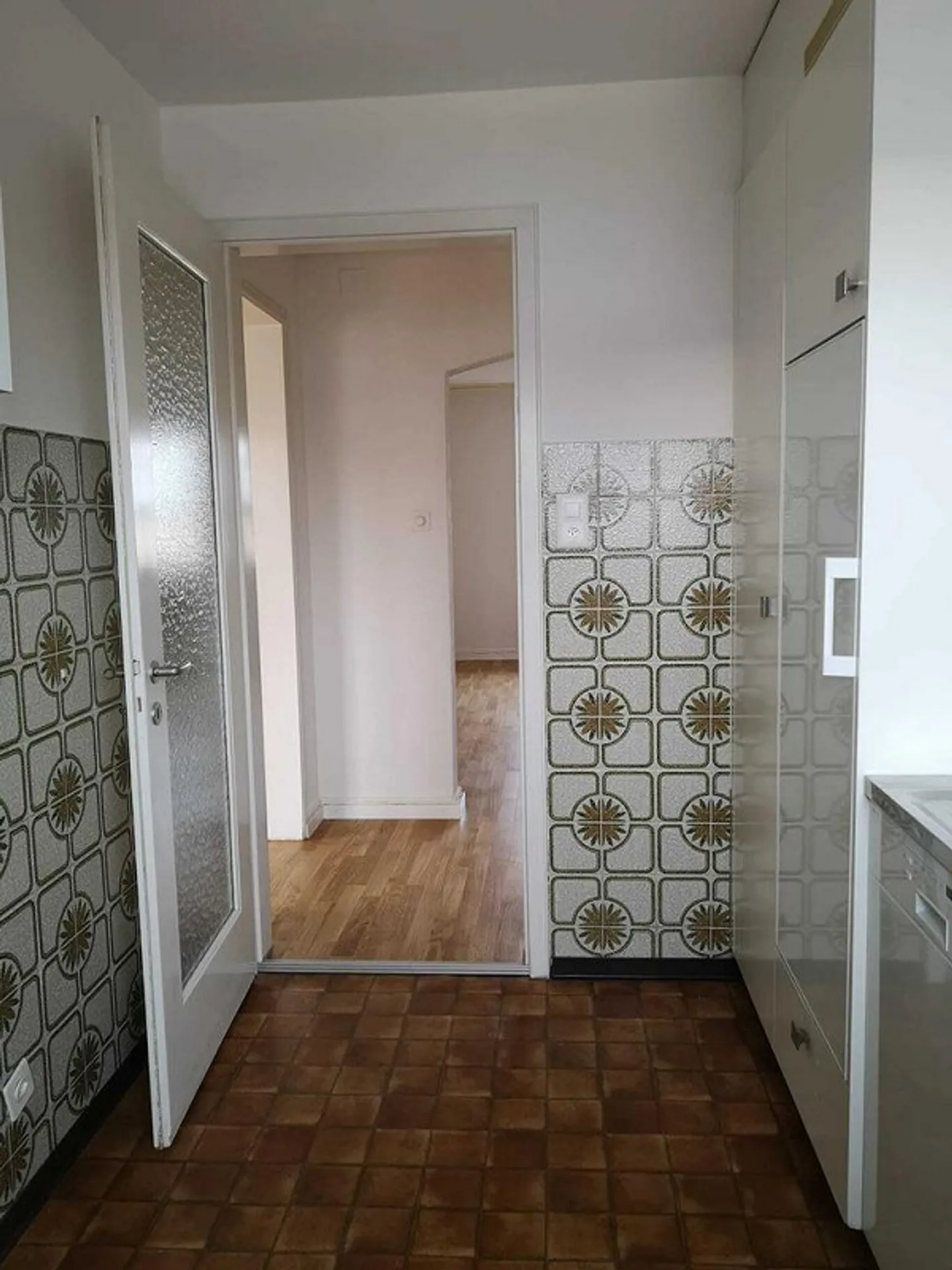 Appartement spacieux dans un emplacement idéal - Photo 8 sur 12
