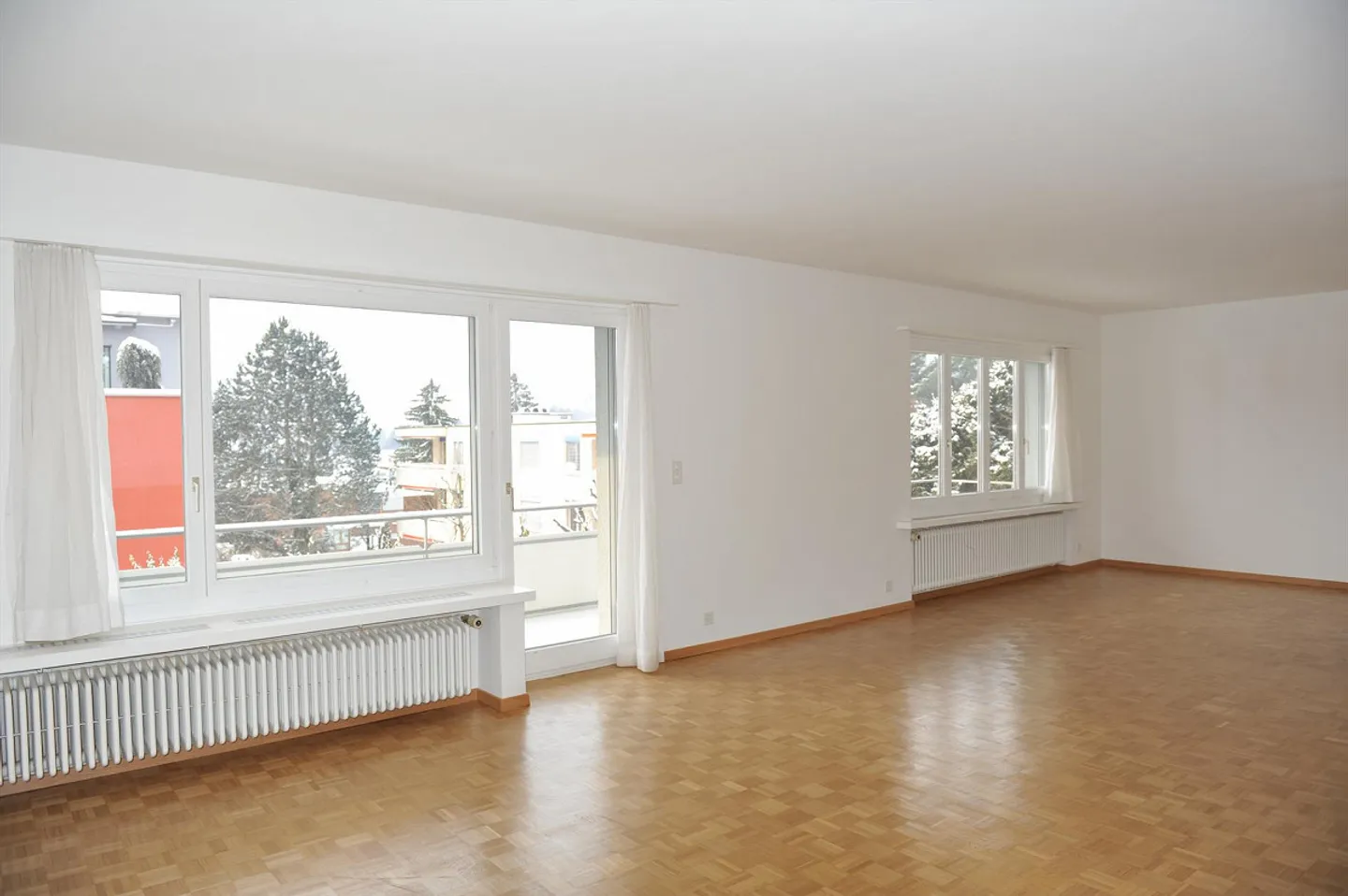 Zumikon - Dorfstrasse 28: Comfortable 3.5 and 4.5 room apartments - Photo 7 of 9