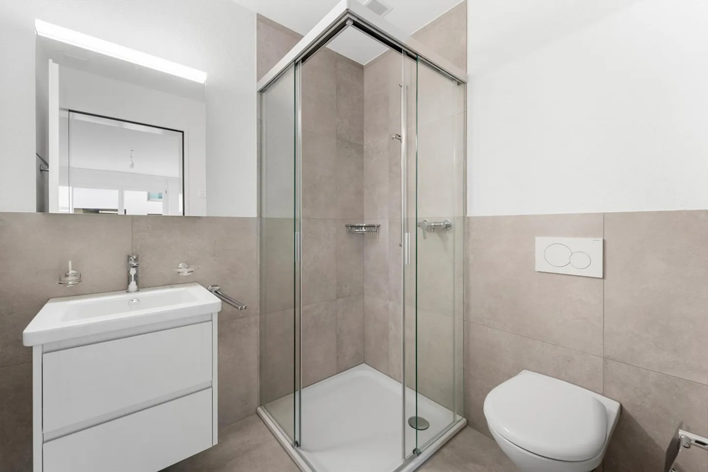 LOCATAIRE RECHERCHÉ - IMMÉDIATEMENT OU SUR RENDEZ-VOUS! - Photo 8 sur 13