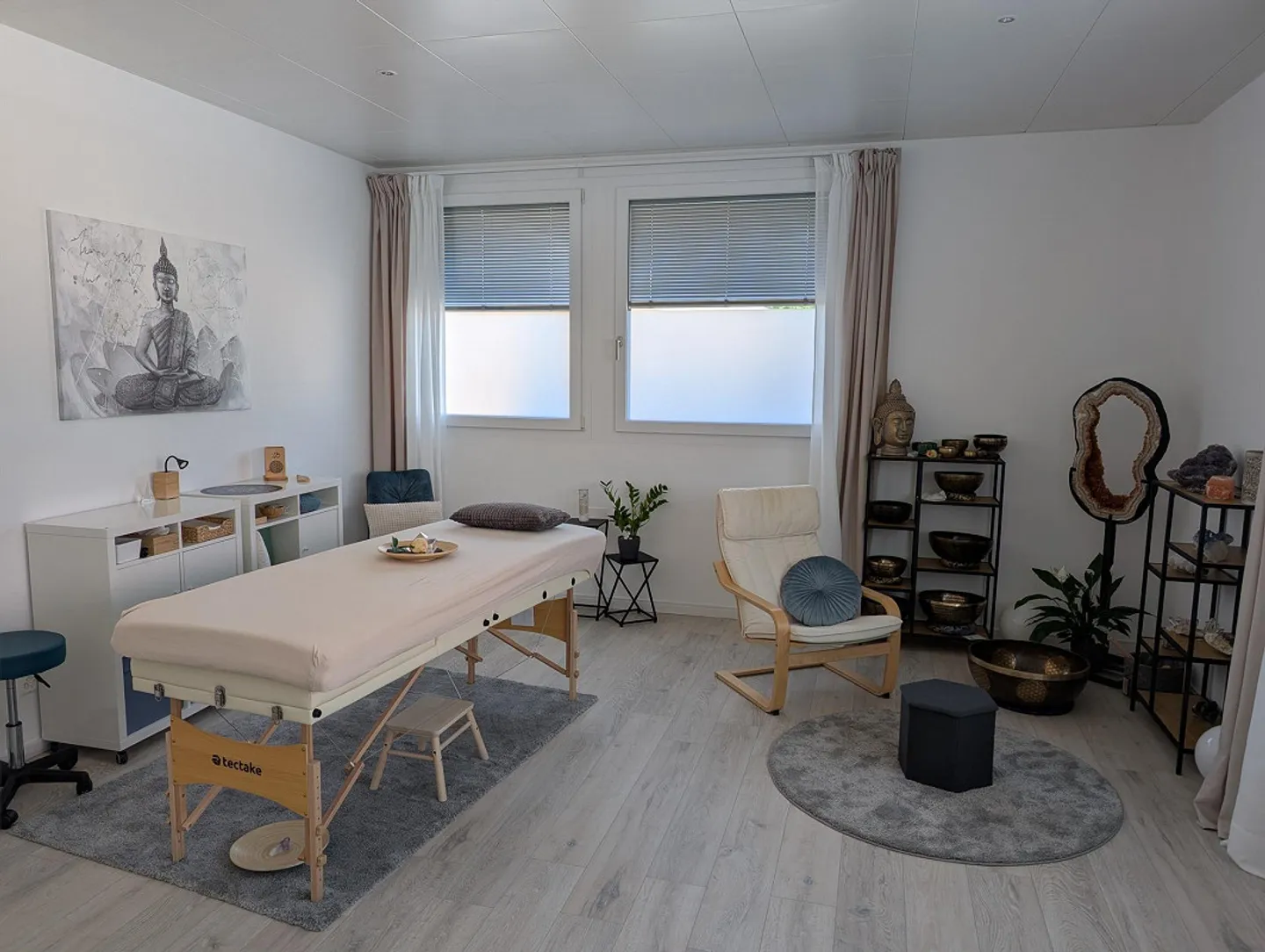 Multiple Practice Rooms for Rent in the Floating Center (19-33m²) - Photo 1 of 5