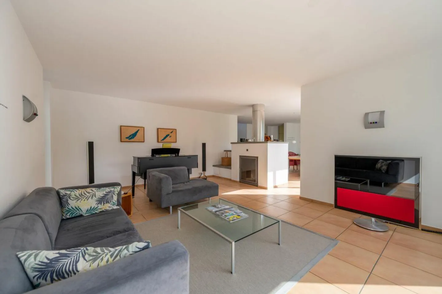 Zeitlose Architektur mit Stil - Grosszügiges Einfamilienhaus mit Na... - Foto 4 von 30