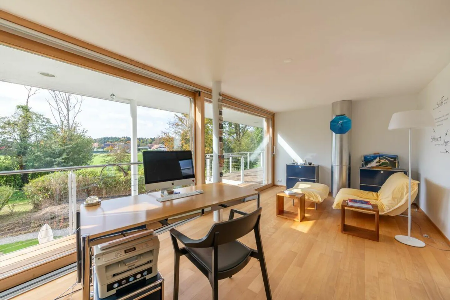 Zeitlose Architektur mit Stil - Grosszügiges Einfamilienhaus mit Na... - Foto 16 von 30