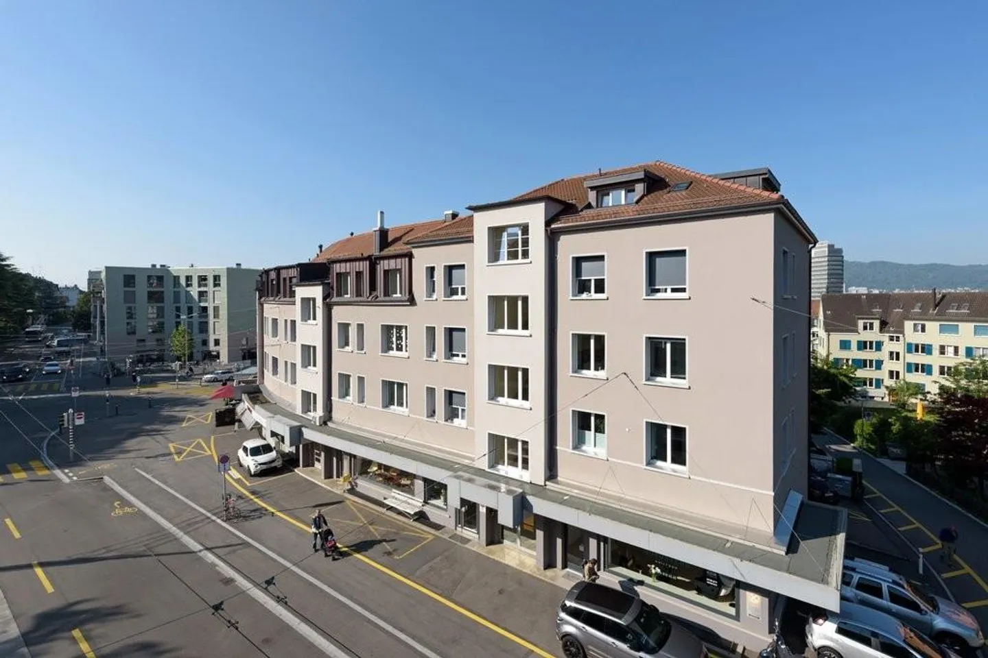 Felicità abitativa moderna nel cuore di Wipkingen - Foto 1 di 8