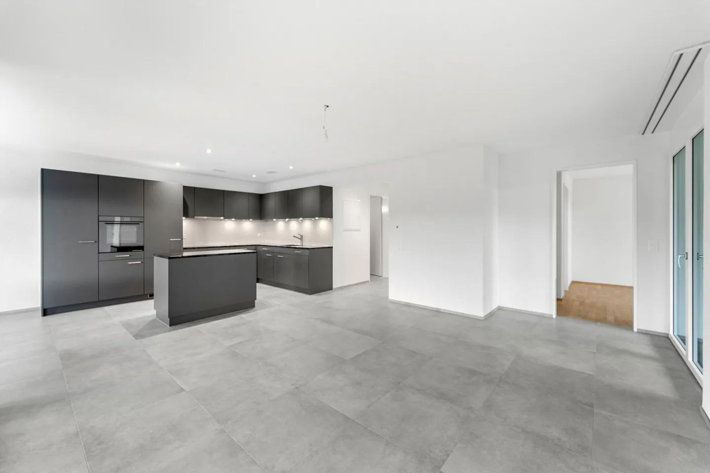 LOCATAIRE RECHERCHÉ - IMMÉDIATEMENT OU SUR RENDEZ-VOUS! - Photo 12 sur 13