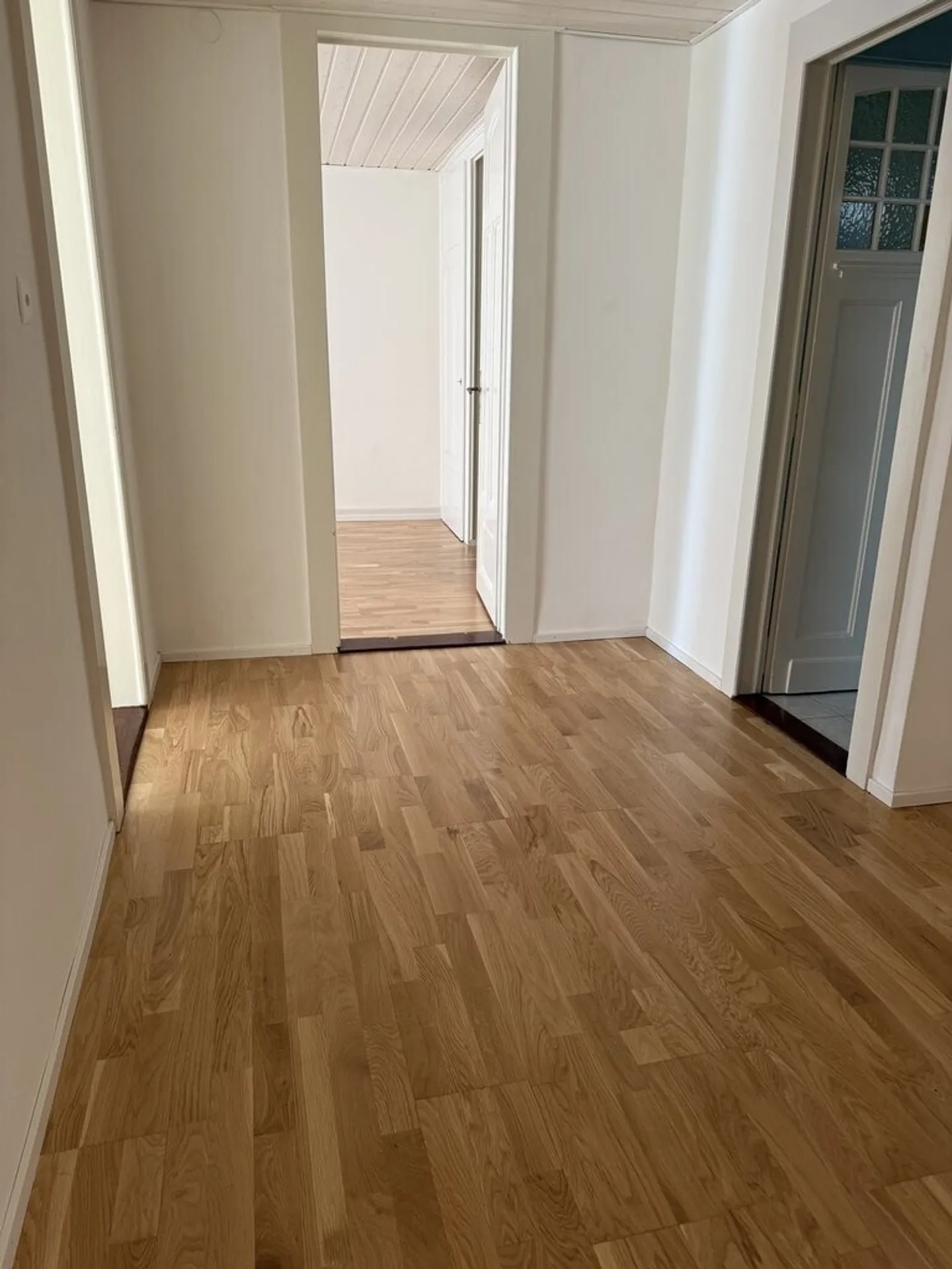 Charming Apartment in Cully - Photo 3 of 8
