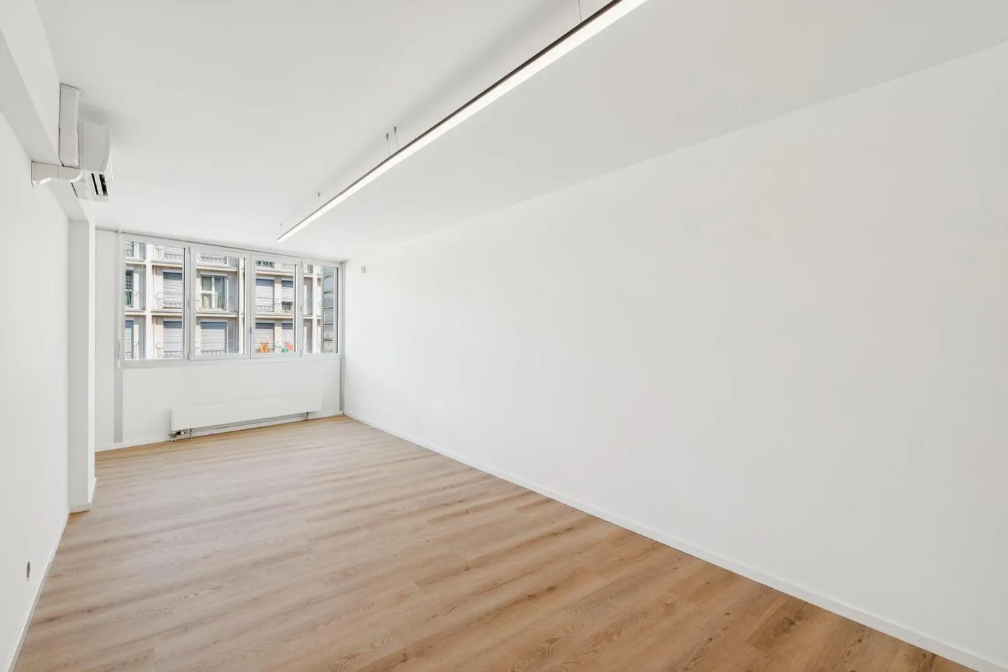 Renovierte Büros in Genf - Foto 3 von 7
