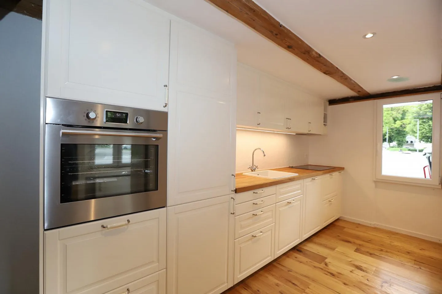 3.5-Room Townhouse with Large Garden in Kollbrunn - Photo 2 of 15