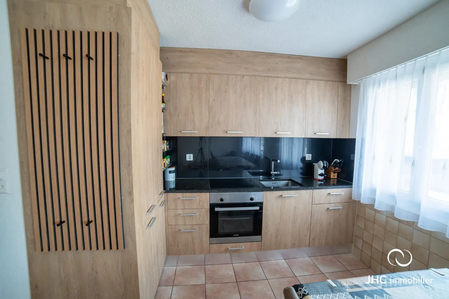 3.5 Room Apartment - Photo 4 of 8