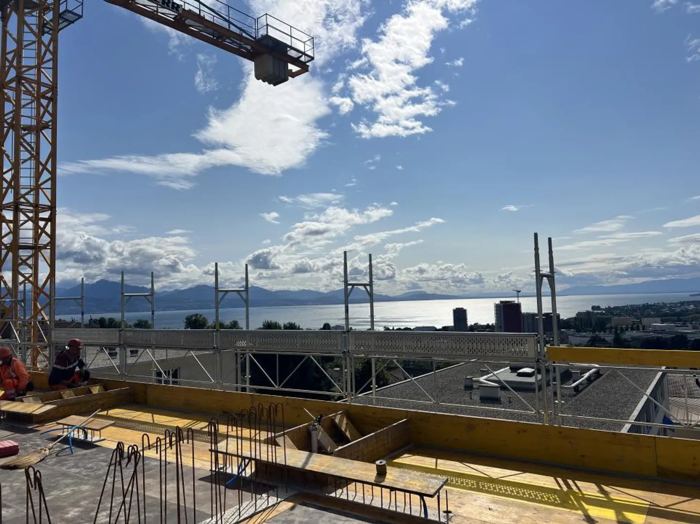 2.5 Room Apartment - Photo 1 of 13